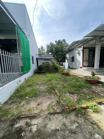 Nền 100m² thổ cư 100m² giá 790 triệu tại Phường Cái Răng Cần Thơ