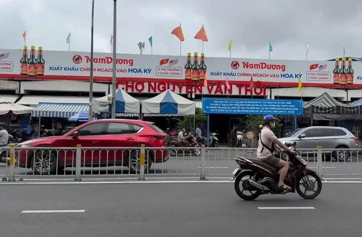 Bán nhà Hẻm Xe Hơi VF3 Lê Văn Sỹ Q3, (4mx9m) x 2 tầng - khu trung tâm Q3 sầm uất - 5.x tỷ
