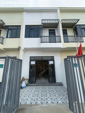 Cho thuê nhà phố Phước Đông New City nhà mới, không gian yên tĩnh, thoáng mát