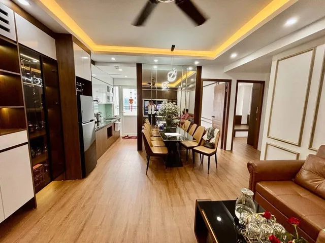 🌳 SIÊU PHẨM NAM TRUNG YÊN – CĂN GÓC TẦNG 25 VIEW HỒ CỰC ĐẸP – 56M², 2PN FULL ĐỒ – SỔ ĐỎ – CHỈ 5,75 TỶ 🏡✨

📞 0982 318 676 (Nga)