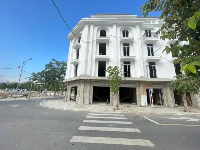 Chỉ từ 3,9 tỷ sở hữu ngay shophouse 5 tầng nằm tại lõi trung tâm TP Nam Khánh Hòa
