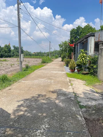 Bán đất 160m² có sẵn 55m² thổ cư ngang 5m giá 610 triệu tại Xã Minh Long Thị xã Chơn Thành