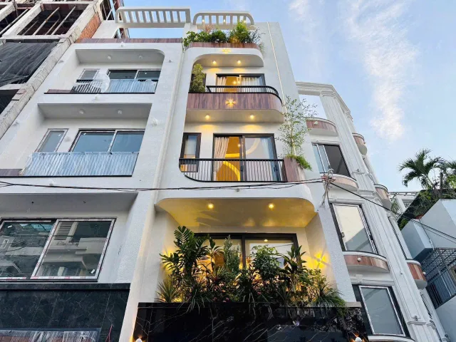 Nhà đẹp giá xinh gần MT Bạch Đằng, P.15, Q.Bình Thạnh – 34m2 giá 8tỷ880tr. Sổ sẵn.