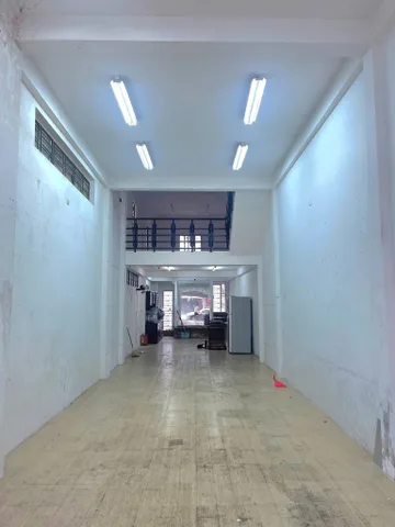 Cho thuê nhà 3 tầng mặt tiền : Núi Thành , Hoà Cường