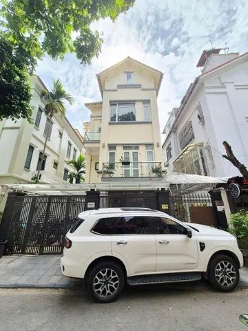 Bán Biệt Thự 160m² giá 63 tỷ tại Phường Từ Liêm Hà Nội