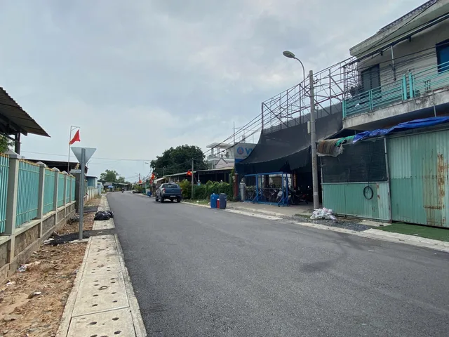 Bán nhà xưởng VUÔNG VỨC 10m*~41m. Gần 408m² sử dụng, giá 10.6 tỷ ngay ngã 4 Sông Lu & Cao Thị Đáo của Tỉnh Lộ 8 Xã Bình Mỹ TP. Hồ Chí Minh