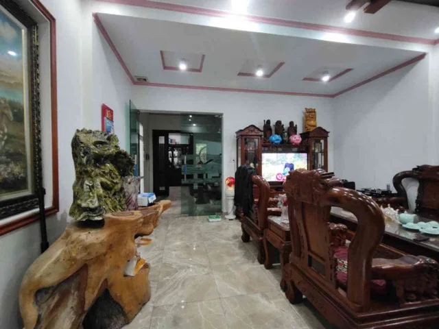 Bán Nhà riêng 246m² thổ cư 246m² giá 95 tỷ tại Đường Thái Hà Phường Láng Hạ Quận Đống Đa Hà Nội