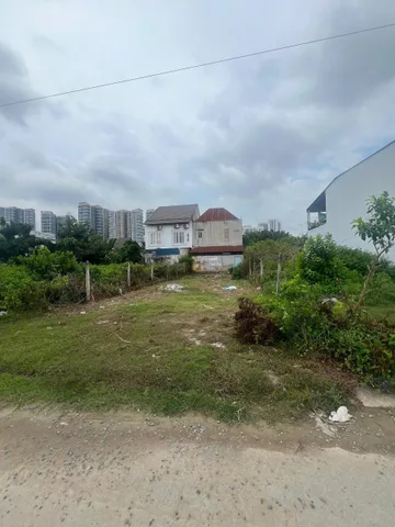 Bán Đất 140m² thổ cư 140m² giá 15 tỷ tại Đường Phước Thiện Phường Long Bình Quận 9 TP. Hồ Chí Minh