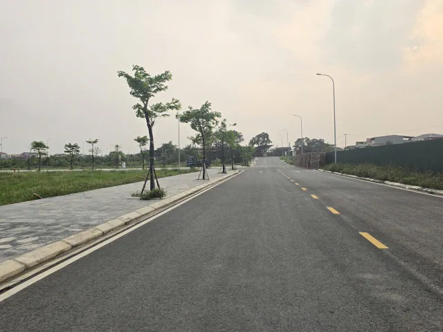 Bán đất khu tái định cư mới vạn an dãy LK3. Diện tích 80m mặt tiền 5m hướng tây bắc. Phường kinh bắc tỉnh bắc ninh