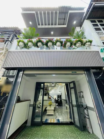 Cần vốn bán gấp nhà  45.9m2,1 trệt 2 lầu, 3 phòng ngủ, 3WC, giá 3.15 tỷ tại Phường 11 Quận Bình Thạnh TP. Hồ Chí Minh. Liên Hệ: 0559371035 gặp Bảo Ngọc