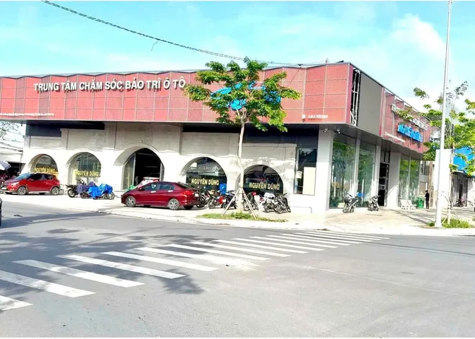 Cho thuê Nhà góc 2 mặt tiền 658m² giá 150 triệu/ tháng tại Phường Phú Khương Thành phố Bến Tre