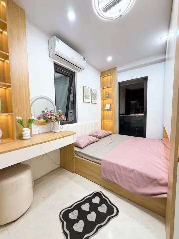 CĂN NHÀ LÔ GÓC NGÕ QUỲNH ĐÓN NẮNG TỰ NHIÊN MỖI NGÀY – 18M² 3 TẦNG – GIÁ 4.X TỶ