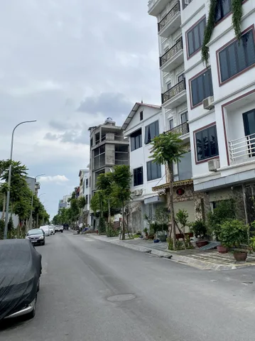 💥 VỊ TRÍ ĐẸP - NGÔ GIA TỰ - VIỆT HƯNG - KINH DOANH - Ô TÔ ĐỖ CỬA - NHỈNH 12 TỶ - CÓ THƯƠNG LƯỢNG.