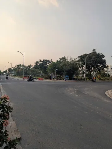 Bán Nhà HOÀN CÔNG 2 MẶT TIỀN NGAY ĐỀN THỜ VUA HÙNG đường Đặng Văn Đầy và Hẻm 7 Bình Thuỷ