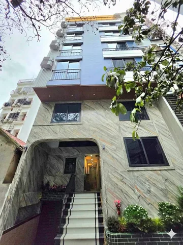 Bán TÒA NHÀ CHDV ĐƯỜNG GIÁP NHẤT. 110M2 - 9 TẦNG. THANG MÁY. 26 PHÒNG KHÉP KÍN.
