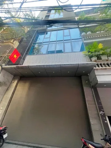 Bán nhà 67m² full thổ cư ngang 8m giá 50 tỷ tại Đường Thái Hà Phường Đống Đa