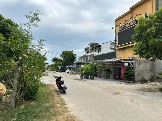 BánMặt tiền Đào Duy Tùng (xóm 2 Ngọc Anh) view Karaoke Sơn Hà - KQH Ngọc Anh, Phường Mỹ Thượng, Huế