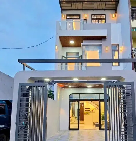 🏆Bán nhà  3 Tầng đường Văn Tiến Dũng dt100m2 Giá 8.3 tỷ tl nhẹ Vị trí kinh doanh sầm uất
