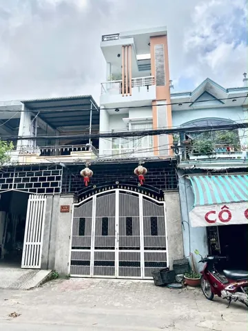 Bán Nhà riêng 106.3m2 có sẵn 106.3 m2 thổ cư giá 5 tỷ tại Đường Trương Quang Trọng Phường Nghĩa Lộ Thành phố Quảng Ngãi Quảng Ngãi