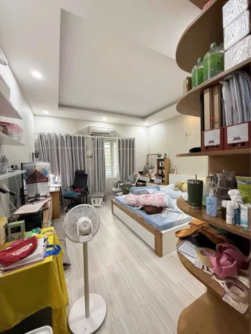 BÁN NHÀ KẾ LÊ VĂN QUỚI BÌNH TÂN 80M2 3 TẦNG 4 PHÒNG NGỦ 6.18 TỶ HẺM XE HƠI