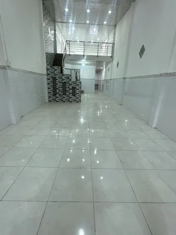 Cho thuê nhà 1 trệt 1 lửng 200m2 mặt tiền trung tâm TP Bến Tre