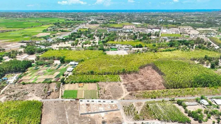 HÀNG ĐẸP LONG MỸ- PHƯỚC HẢI  NGANG 8M SIÊU HIẾM GIÁ ĐÚNG 1 Tỷ 500