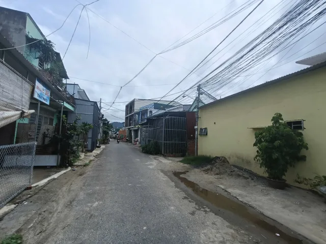 Bán nhà 1ty3 Nguyễn Bá Ngọc Đức Trọng. 138m2