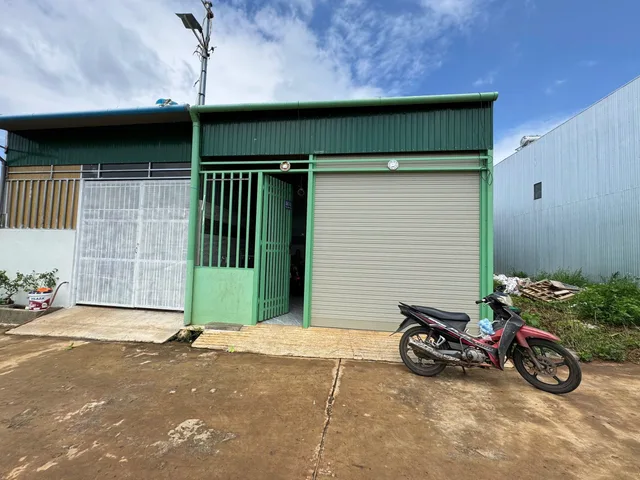 124 m2 ngay Phan đình Phùng Đức trọng