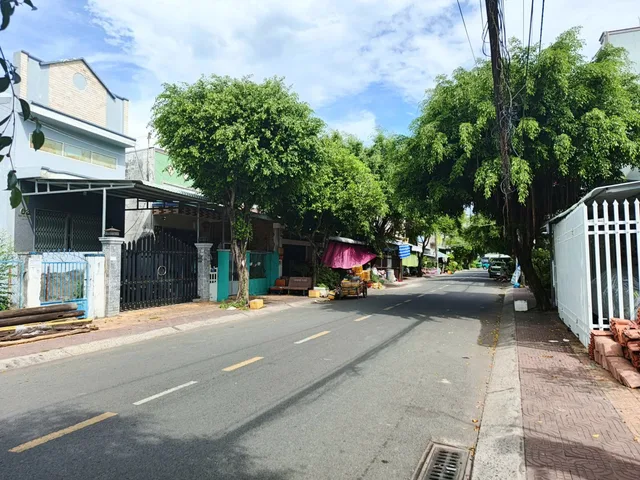 bán đất 102,9m2 thổ cư giá 2,976 tỷ