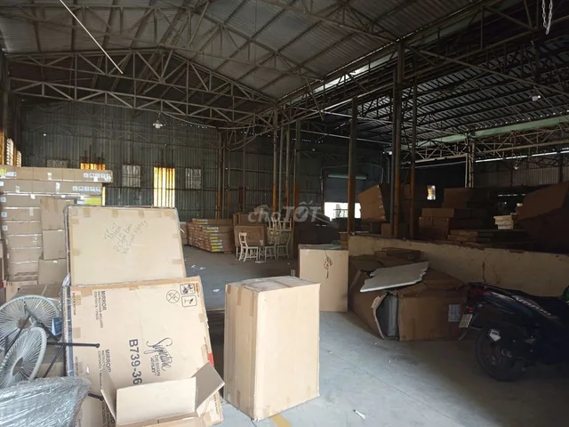 CHO THUÊ KHO XƯỞNG LÁI THIÊU DT:2300M2 TP THUẬN AN
