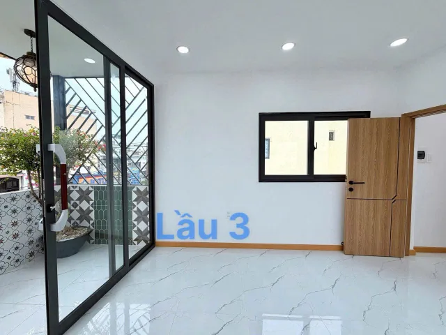 Chủ giảm 1 tỷ .Mặt tiền Đường phan văn trị . Bình Thạnh