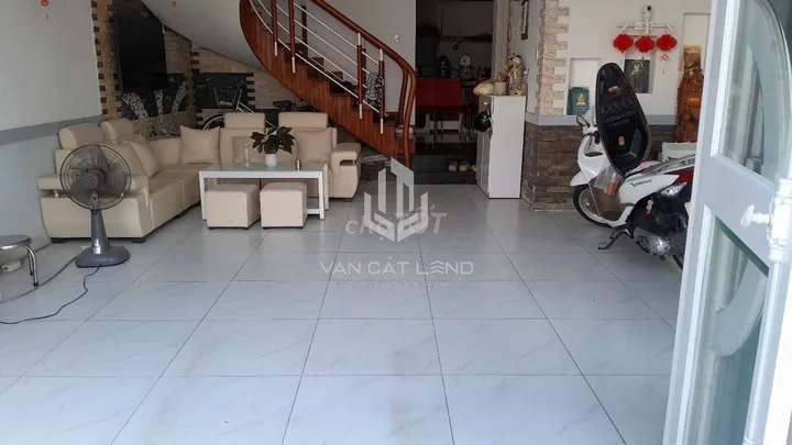 🏪 CHO THUÊ MẶT BẰNG TRỆT TRẦN ĐỒNG, P.3 – DT 60M² – GIÁ 8 TRIỆU/THÁNG 🏪