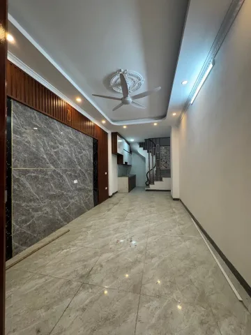 NHÀ ĐẸP BÁT KHỐI 5 TẦNG, MỚI TOANH.  30M . 6 TỶ CÓ THƯƠNG LƯỢNG
