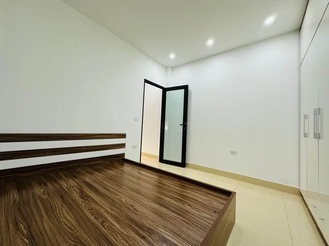 Nhà Đẹp Di Trạch Nhổn - 3 Phút ra ga Hn - 36m - 4 tầng chỉ 5ty6 - full tiện ích
