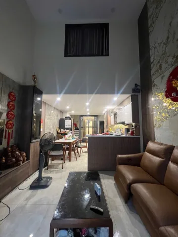 SIÊU PHẨM 5 TẦNG THANG MÁY - NGAY AEON TÂN PHÚ - NHÀ ĐẸP Ở NGAY - NỘI THẤT CAO CẤP