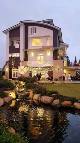 Villa - Mặt tiền - 3 tầng - 7 phòng - Sổ riêng - đường Đông Tĩnh, Phường 8, Đà Lạt,