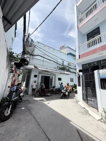 HÀNG NGON NGAY AEON TÂN PHÚ - HẺM XE HƠI - 6x4 - 2 TẦNG HOÀN CÔNG ĐỦ - GIÁ BAO THỊ TRƯỜNG - CHỈ 3,2 TỶ