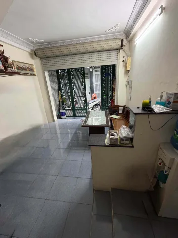 Nhà bán - CMT8- Tân Bình - DT :50m2 -Hẻm xe tải - 3PN