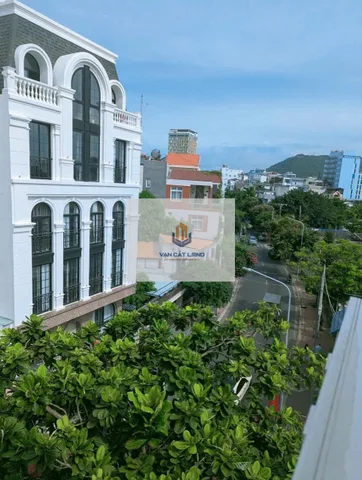 🔥 SIÊU PHẨM DÒNG TIỀN: TÒA NHÀ VĂN PHÒNG 2 MẶT TIỀN KHU PHỐ TÂY PHAN CHU TRINH P.2 VŨNG TÀU – 5 TẦNG MÓNG SẴN 6 TẦNG – GIÁ 18 TỶ 🔥
