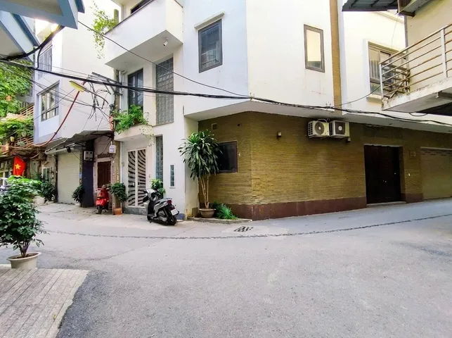 Mặt ngõ Hoàng Văn Thái 70m² – Nhỉnh 13 tỷ | Phân lô ô tô tránh, ngõ thông, kinh doanh cực tốt.