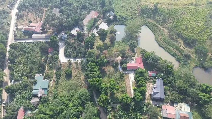 Đất nghỉ dưỡng - diện tích: 13.214m có 8.214m trên sổ còn lại 5.000 m là đất bên ngoài sổ - giá chưa đến 2tr/m
