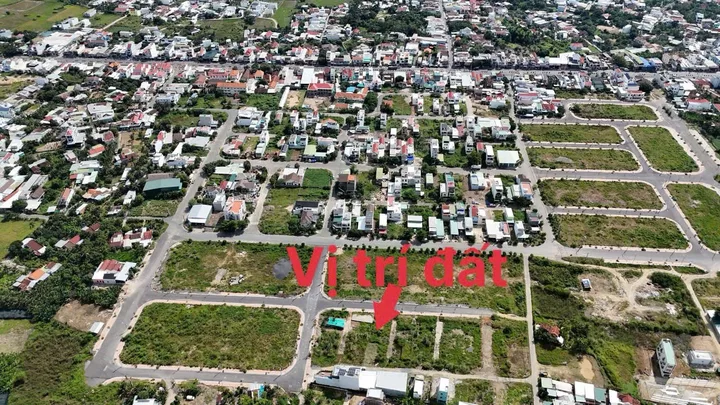 Bán lô đất sát KĐT Phú Ân Nam 2 - Diên An 
* Diện tích 80,5m2 ngang 6m45
* Đường trước đất 16M
