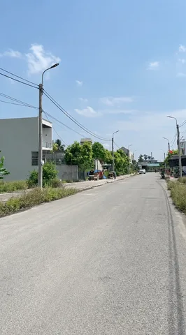 CHÍNH CHỦ CẦN BÁN LÔ ĐẤT ĐẸP THỊ TRẤN NGA SƠN