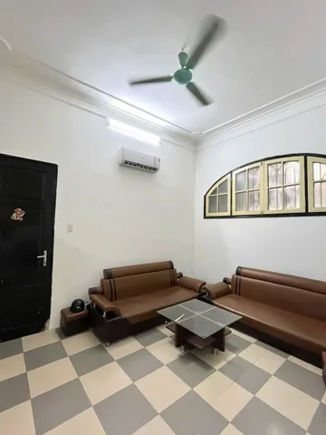 Cho thuê nhà nguyên căn ngõ 544 Hoàng Hoa Thám, Ba Đình
- Diện tích: 50m2 x 3 tầng, 1 tum, 2 mặt thoáng
- có 2pn, 3vsinh-8,5tr/1tháng