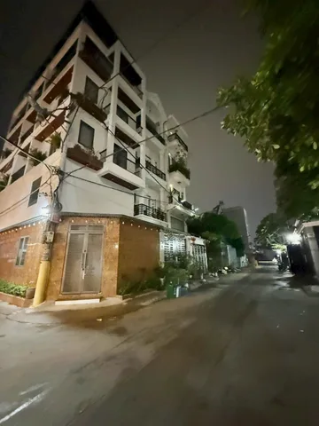 ô tô tránh nhau chạy vèo vèo vào tận nhà – nhà 4 lầu dt 4x21m hoàn công đủ giá hời - GIÁ CHỈ 6.9 TỶ (GIÁ CŨ 7.35 TỶ)