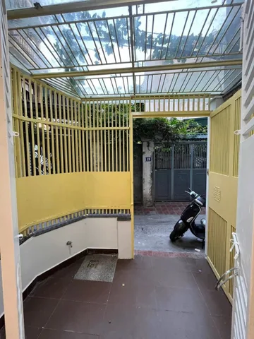 Cho thuê nhà riêng ngõ 505 Trần Khát Chân Hai Bà Trưng,HN
Diện tích 37m x 5 tầng,nhà như mới
Gồm 3PN 4VS -13tr/1tháng