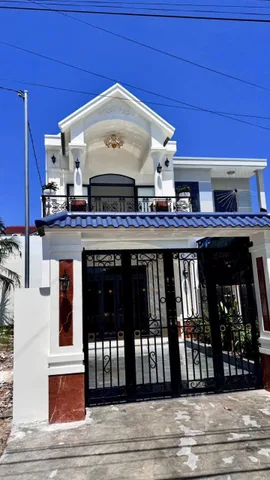 SỞ HỮU NGAY CĂN NHÀ CỰC ĐẸP NGAY MẶT TIỀN ĐƯỜNG HƯƠNG LỘ 45 - XÃ DIÊN PHÚ

👉Diện tích đất: 114,5m2 - DTXD 160m - Nhà có GPXD đóng thuế xây dựng đầy đủ