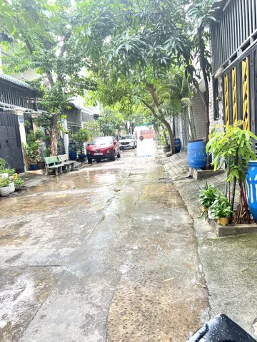 SIÊU PHẨM NHÀ 2 TẦNG – HOÀN CÔNG – SÂN XE HƠI – TRUNG TÂM DĨ AN .75M2 . CHƯA ĐẾN 5 TỶ