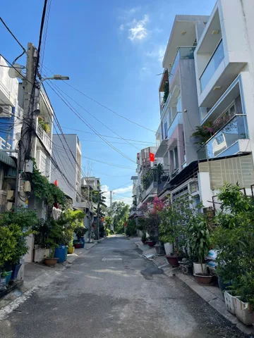 Bán đất ngộp bank giá rẻ 4,25 tỷ - 100m2, hẻm ô tô ngay KDC Tăng Long
