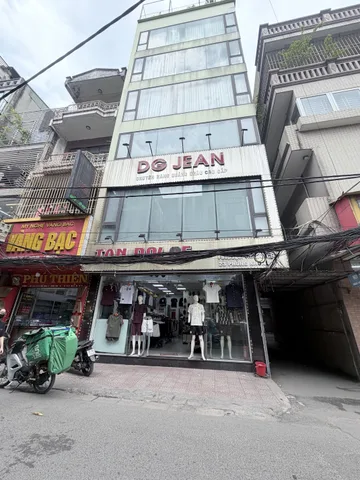 Cho thuê nhà MP Xuân Thuỷ diện tích 100m x 7 tầng, mặt tiền 7m
